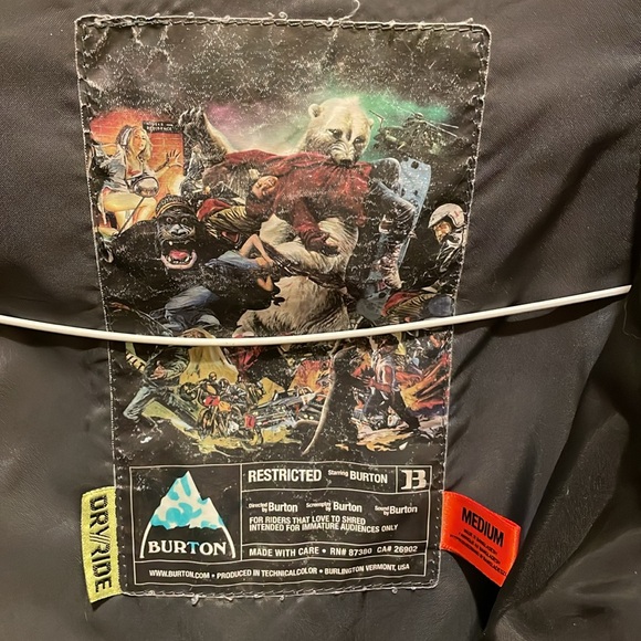 Burton Snowboarding Jacket - Picture 3 of 9